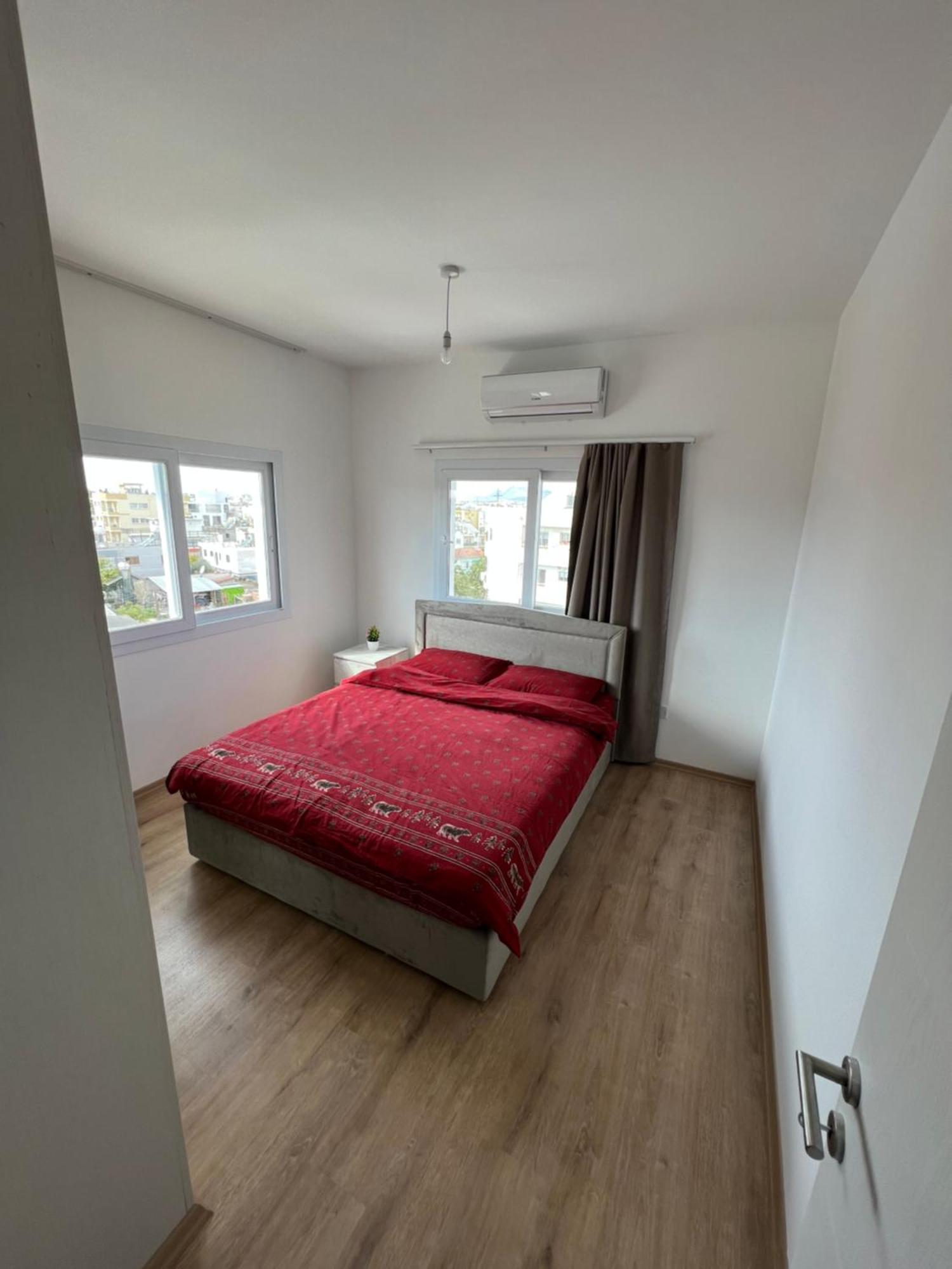 Tetris Apartment Spacious Comfortable Nicosia Camera foto